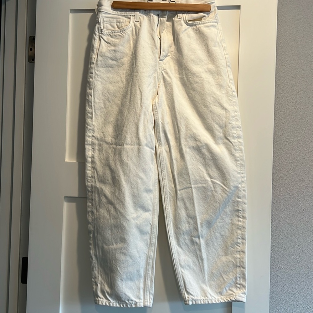 COS cream jeans size 27.  Tapered leg, high rise, ankle length.  Like new